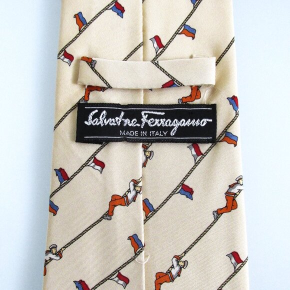 Salvatore Ferragamo Men's Silk Tie - Picture 5 of 6